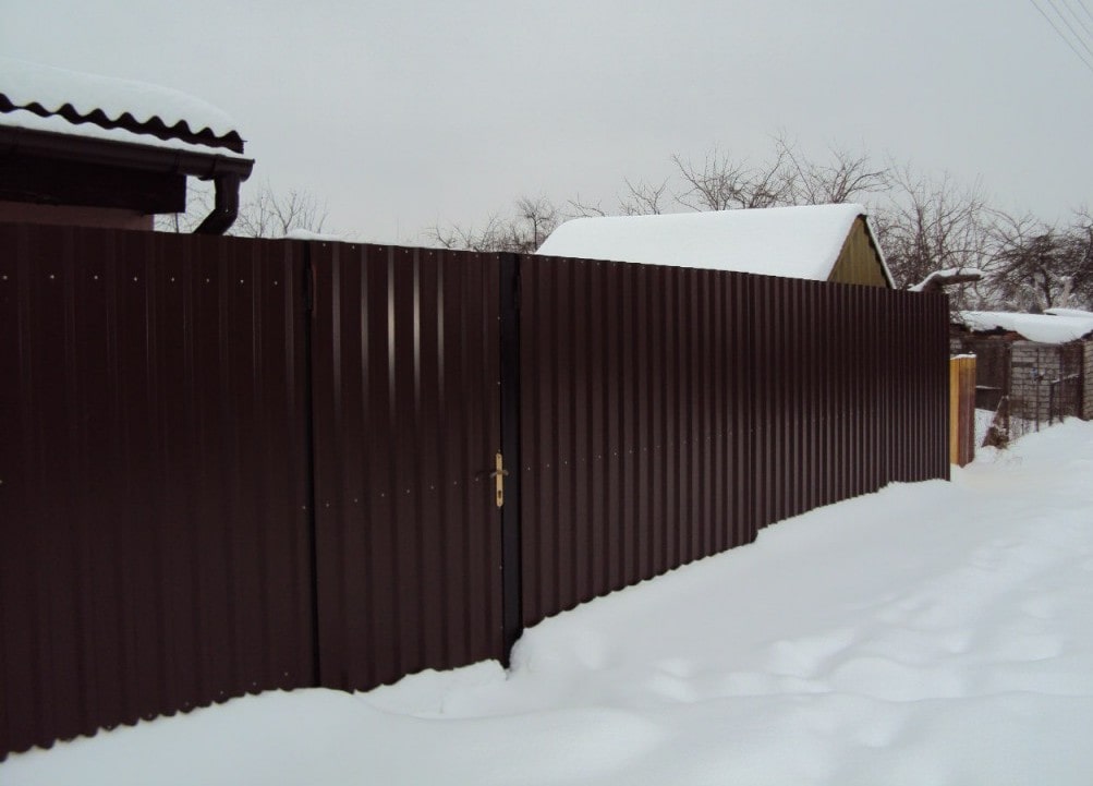 Закажите коричневый забор по цене производителя. Тюмень. Фото 7.